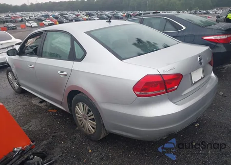 2015 Volkswagen Passat 1.8T S из США, поврежденный, VIN 1VWAT7A3XFC003635